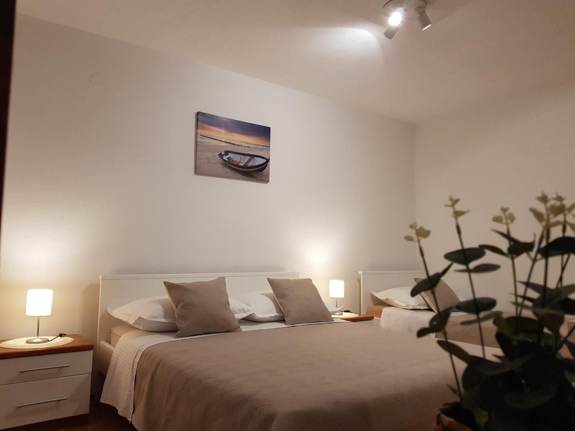 Bed & Breakfast Huljic Hvar Town Bagian luar foto